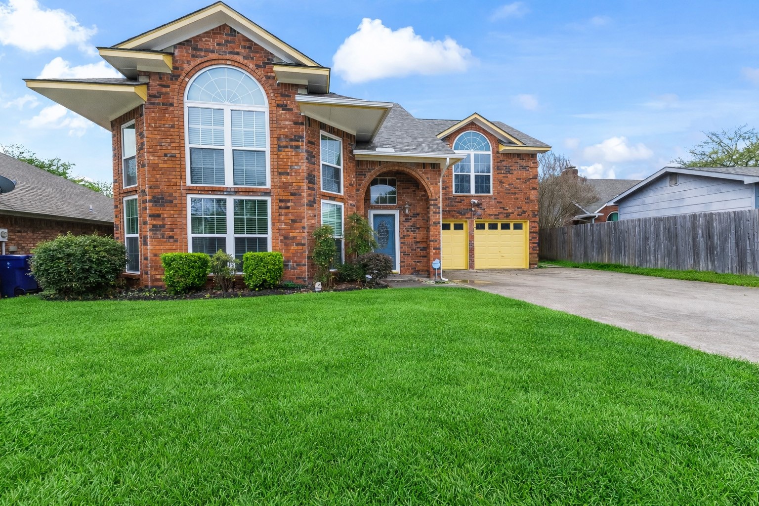 4914 Creekridge Lane Garland TX 75043