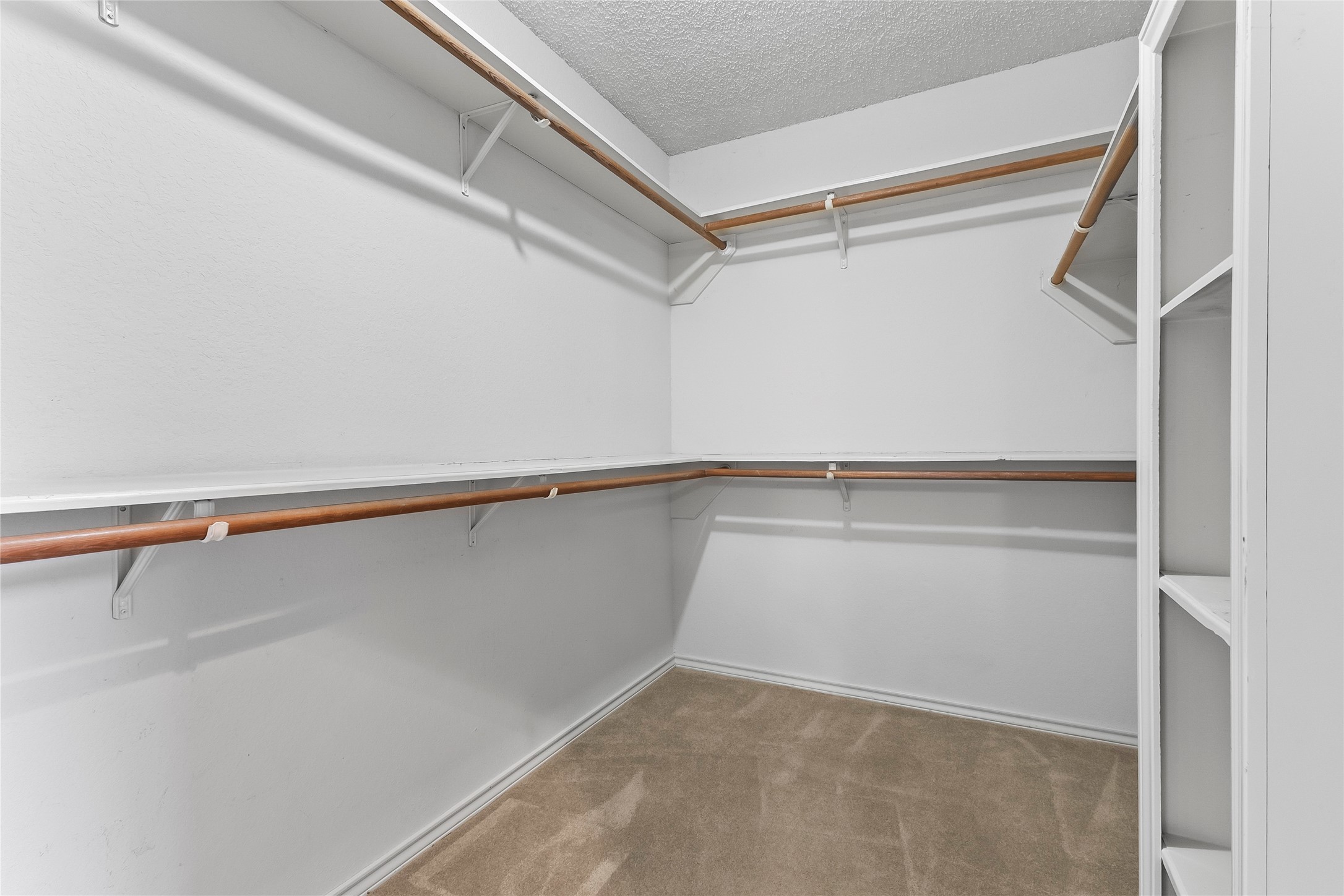 4914 Creekridge Lane Garland TX 75043