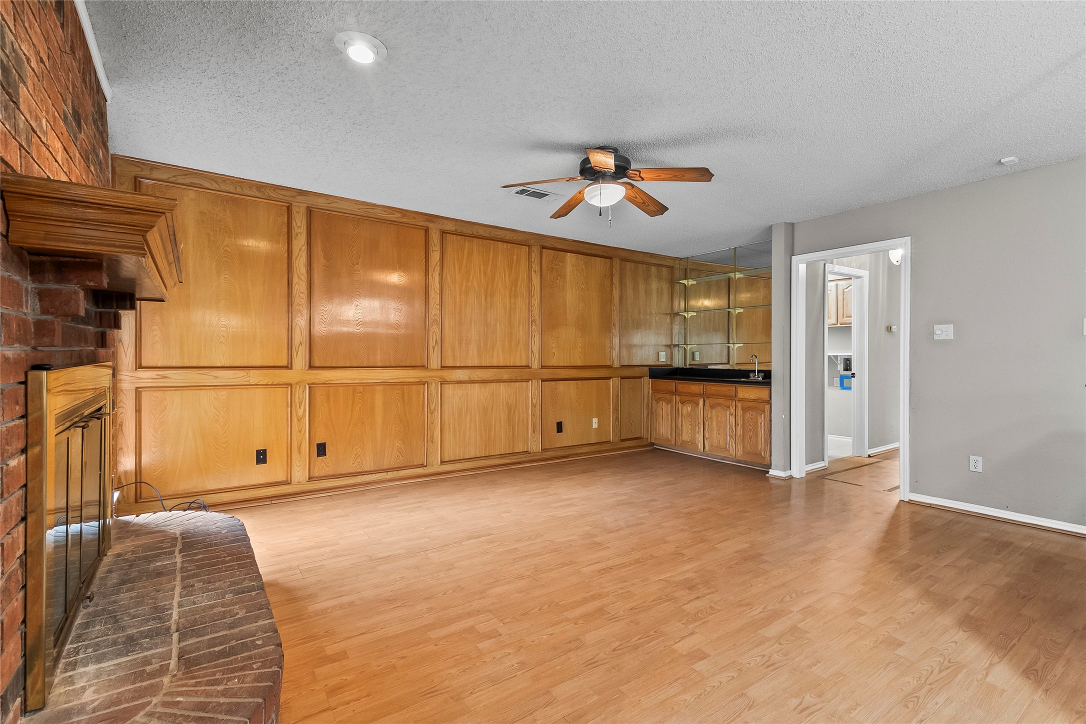 4914 Creekridge Lane Garland TX 75043