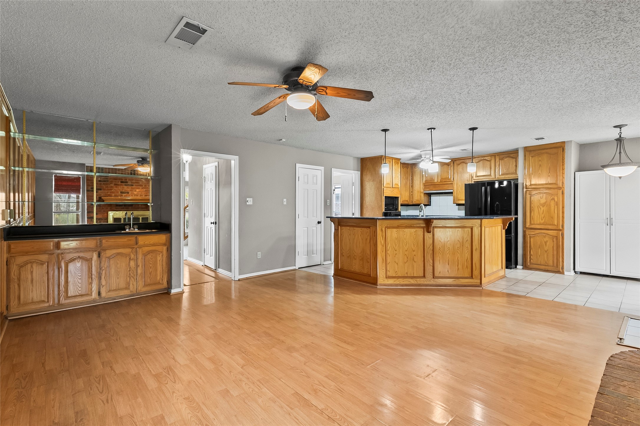 4914 Creekridge Lane Garland TX 75043
