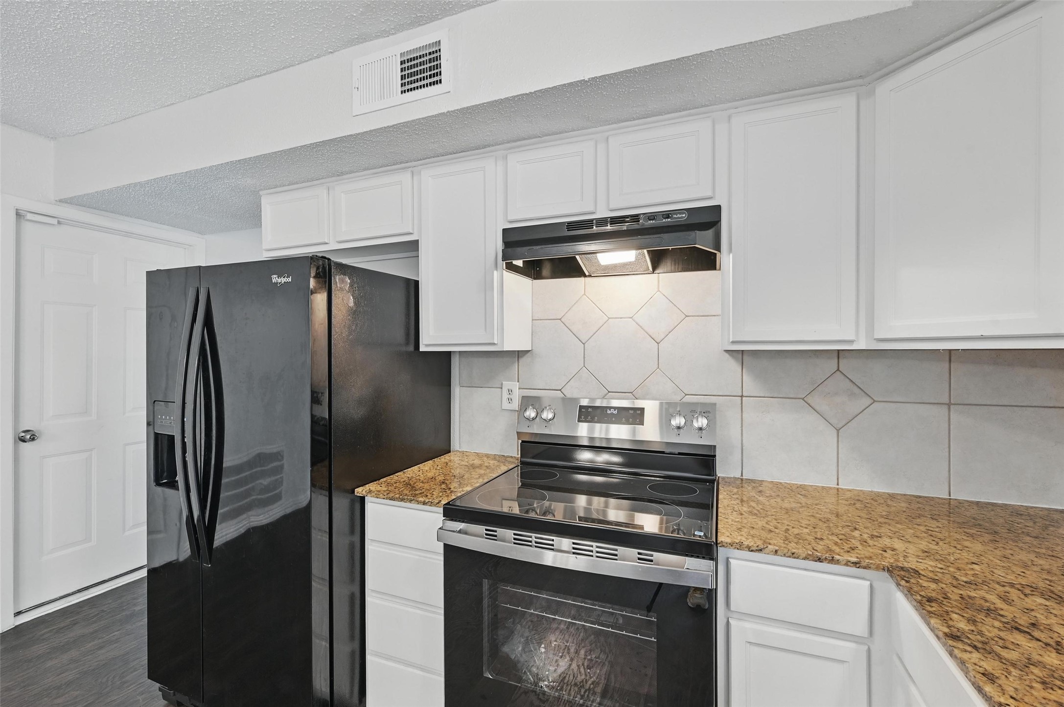 1231 Tiffany Lane Lewisville TX 75067