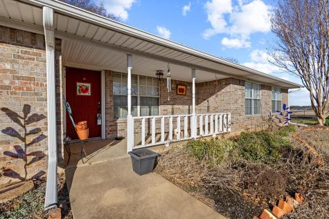 1858 Farm Road 1506 Paris TX 75460