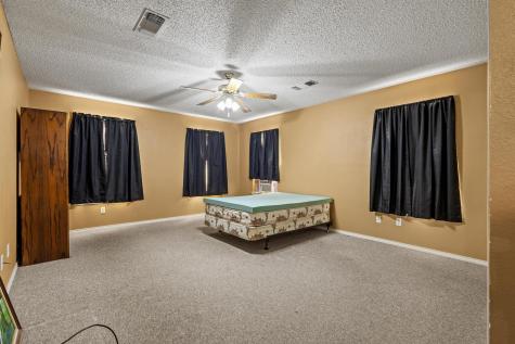 1858 Farm Road 1506 Paris TX 75460