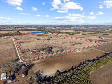 1858 Farm Road 1506 Paris TX 75460