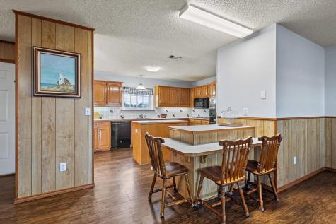 1858 Farm Road 1506 Paris TX 75460