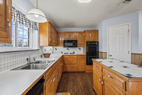 1858 Farm Road 1506 Paris TX 75460