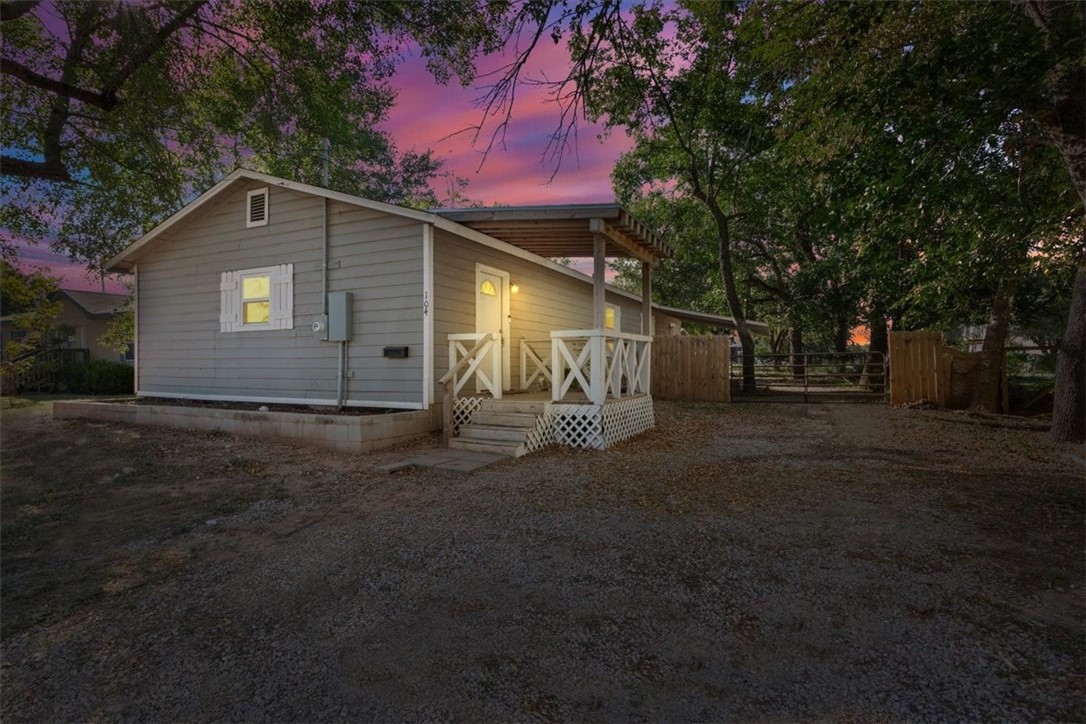 104 Austin Street Gatesville TX 76528