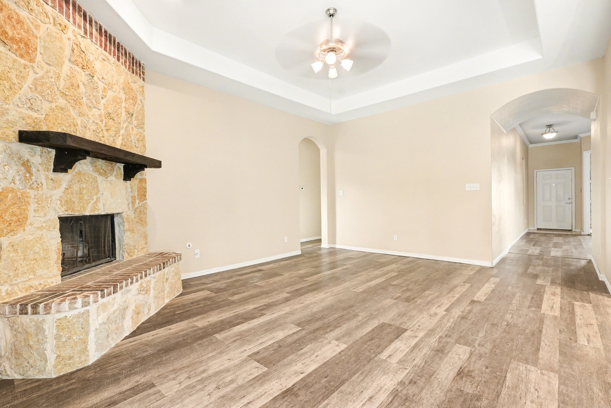 106 Cardiff Lane Waxahachie TX 75167