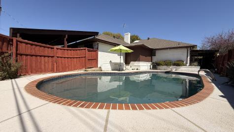 9415 Arborhill Drive Dallas TX 75243