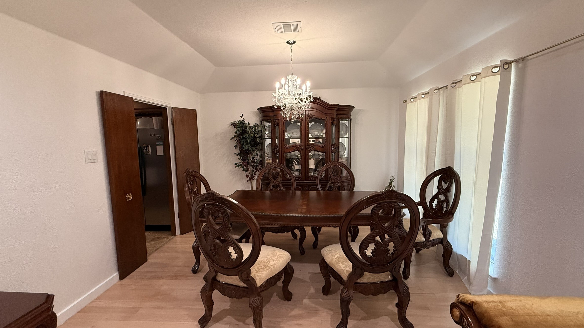9415 Arborhill Drive Dallas TX 75243