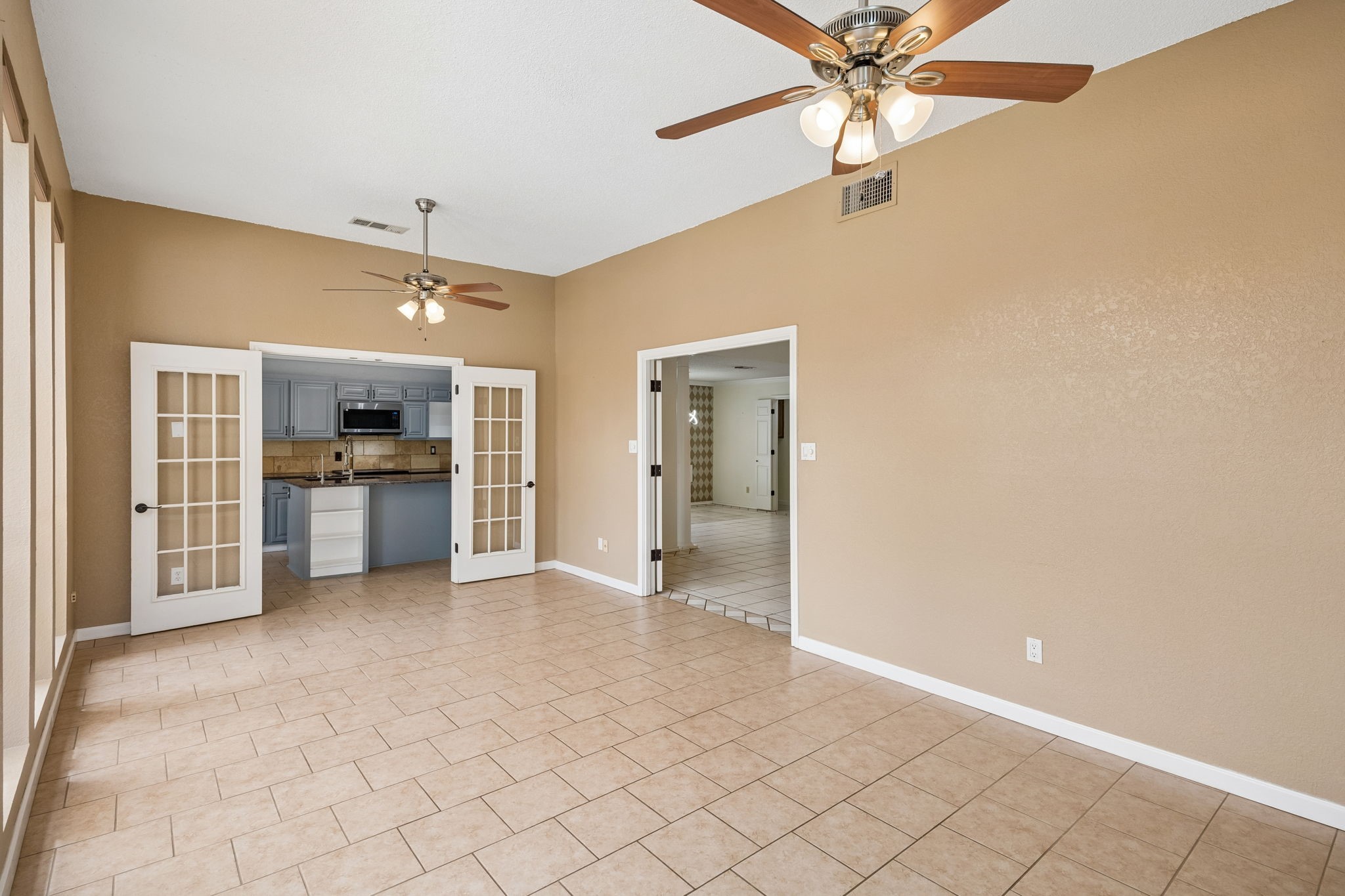 5401 Oak Branch Drive Arlington TX 76016