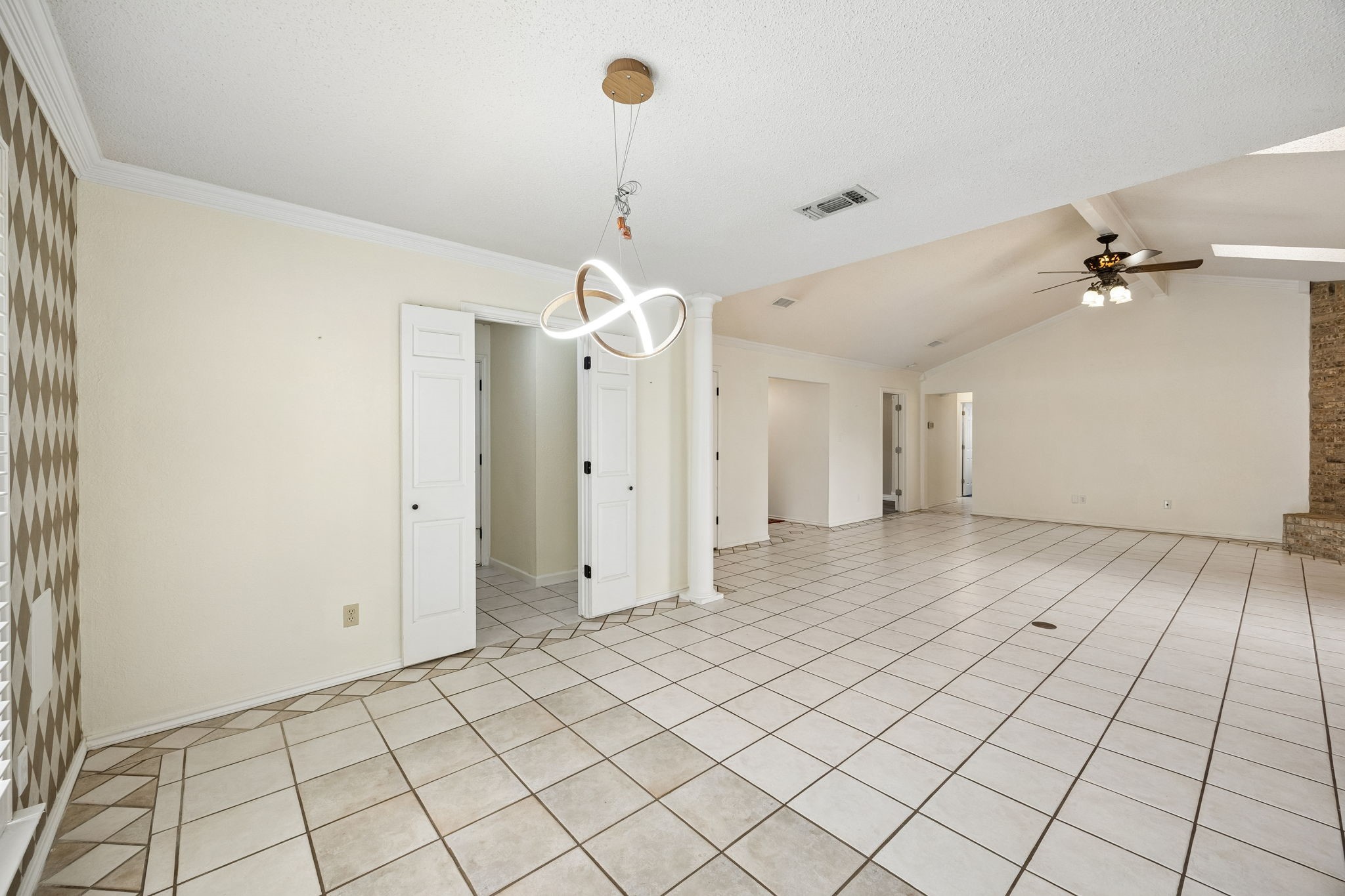 5401 Oak Branch Drive Arlington TX 76016