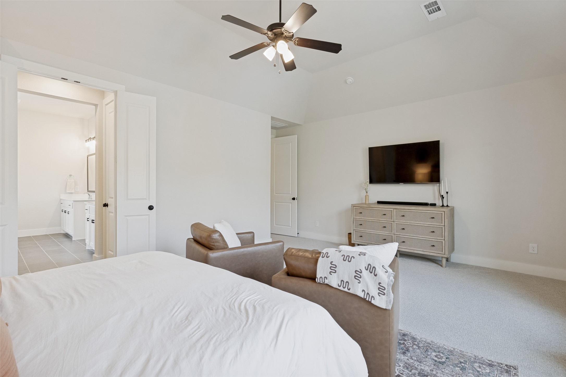 141 Longhorn Bend Rhome TX 76078