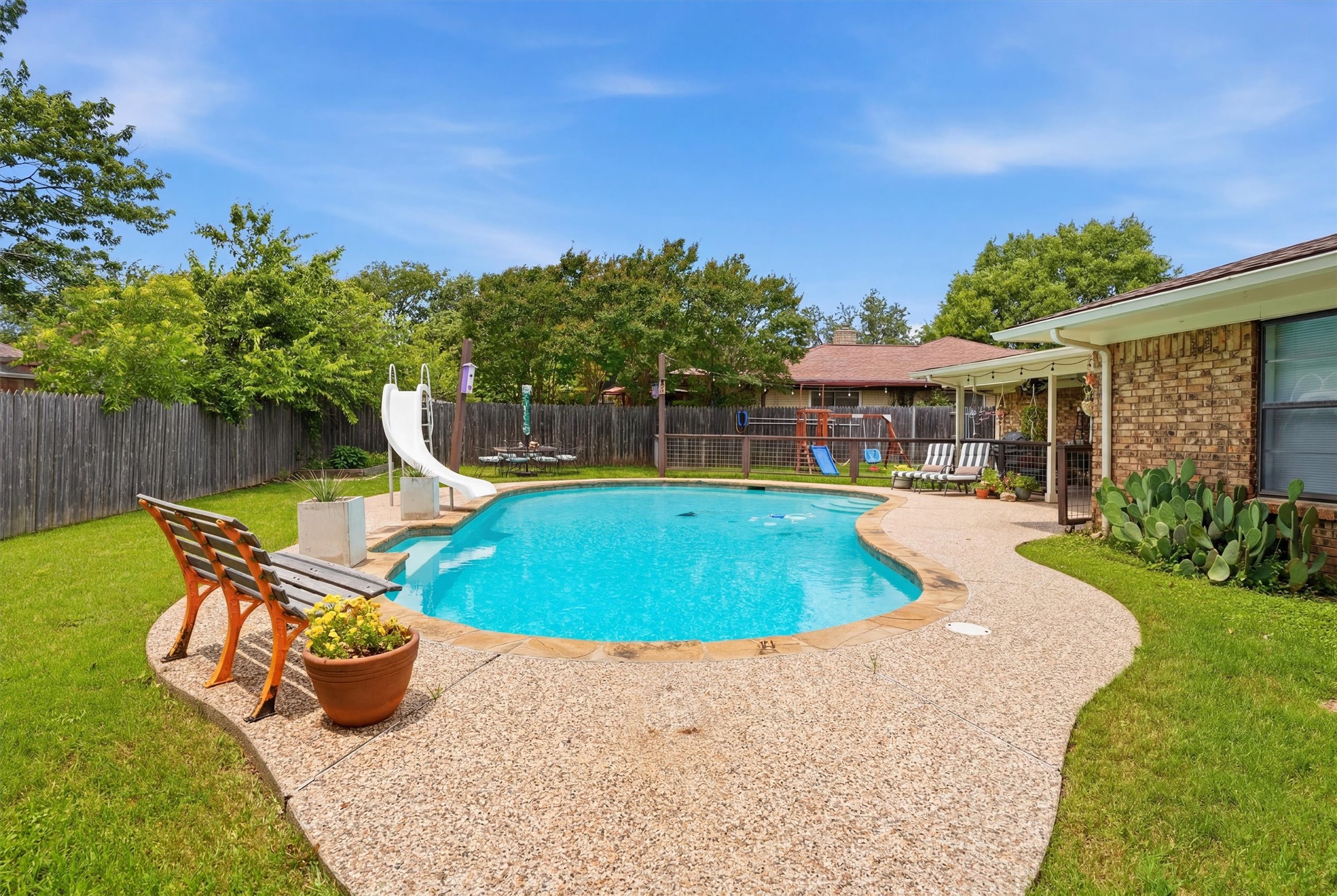 4025 Aragon Drive Fort Worth TX 76133