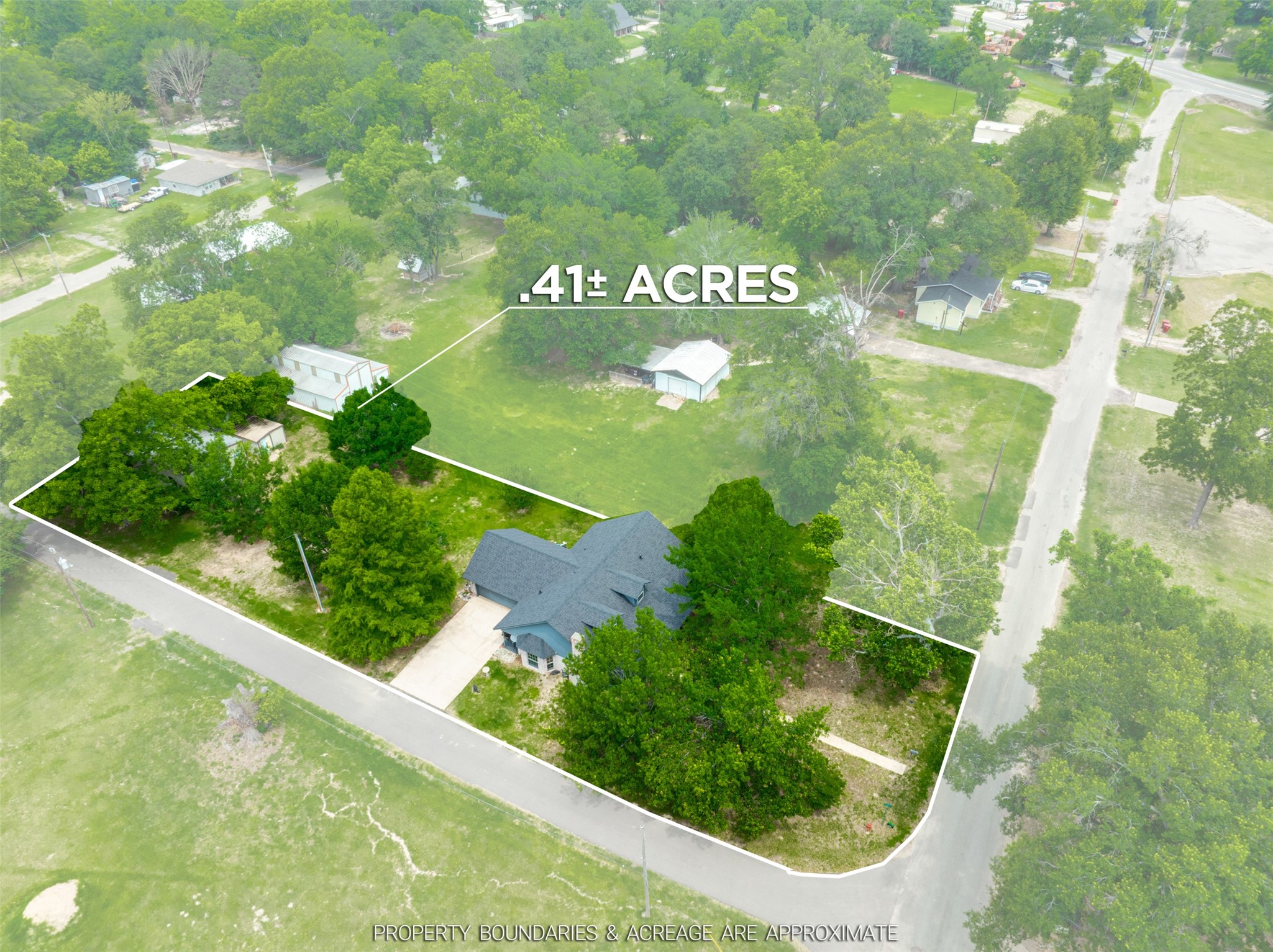 448 S Bryson Street Bogata TX 75417