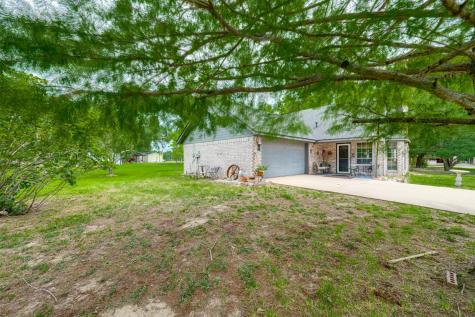 448 S Bryson Street Bogata TX 75417