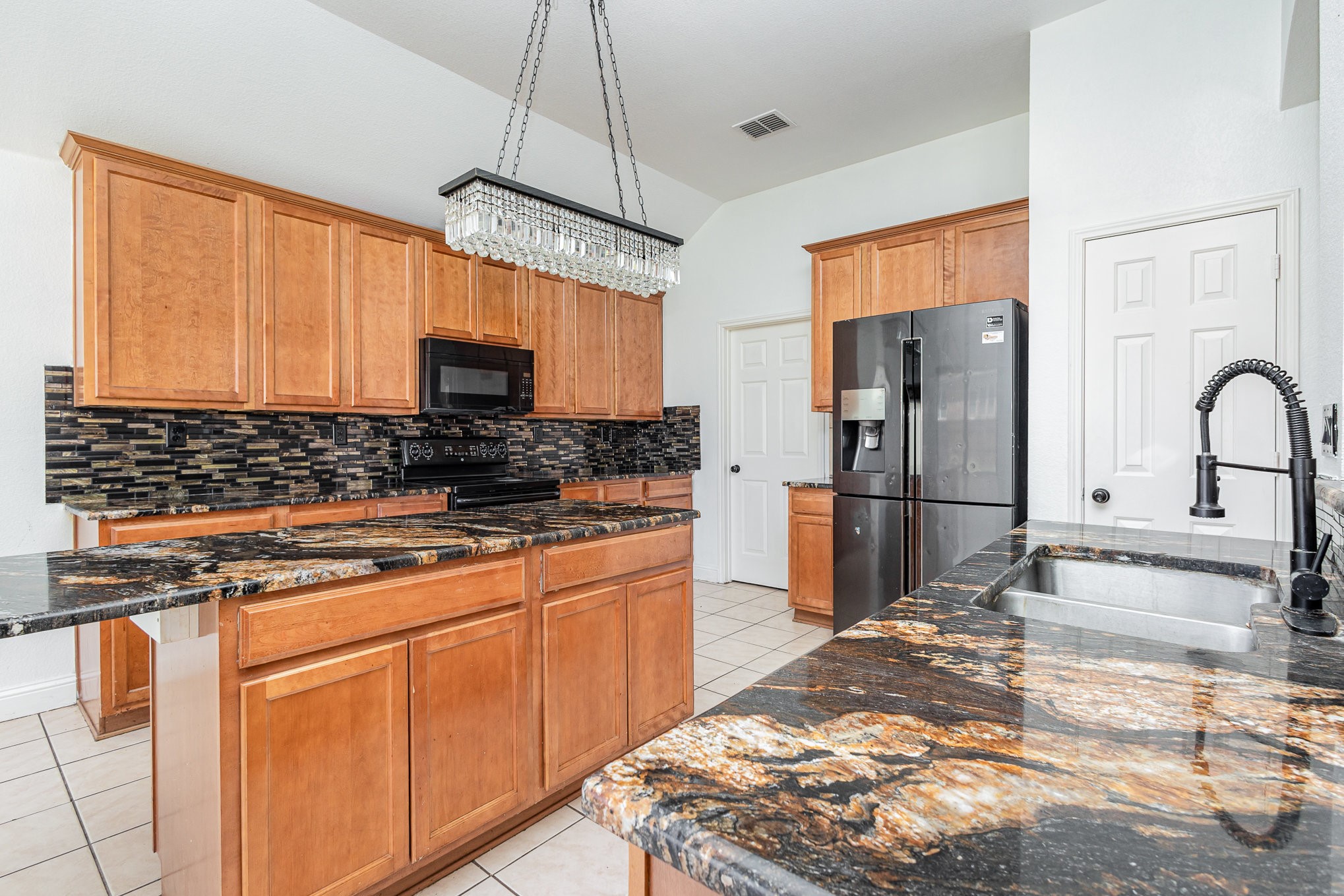 601 Valencia Drive Arlington TX 76002