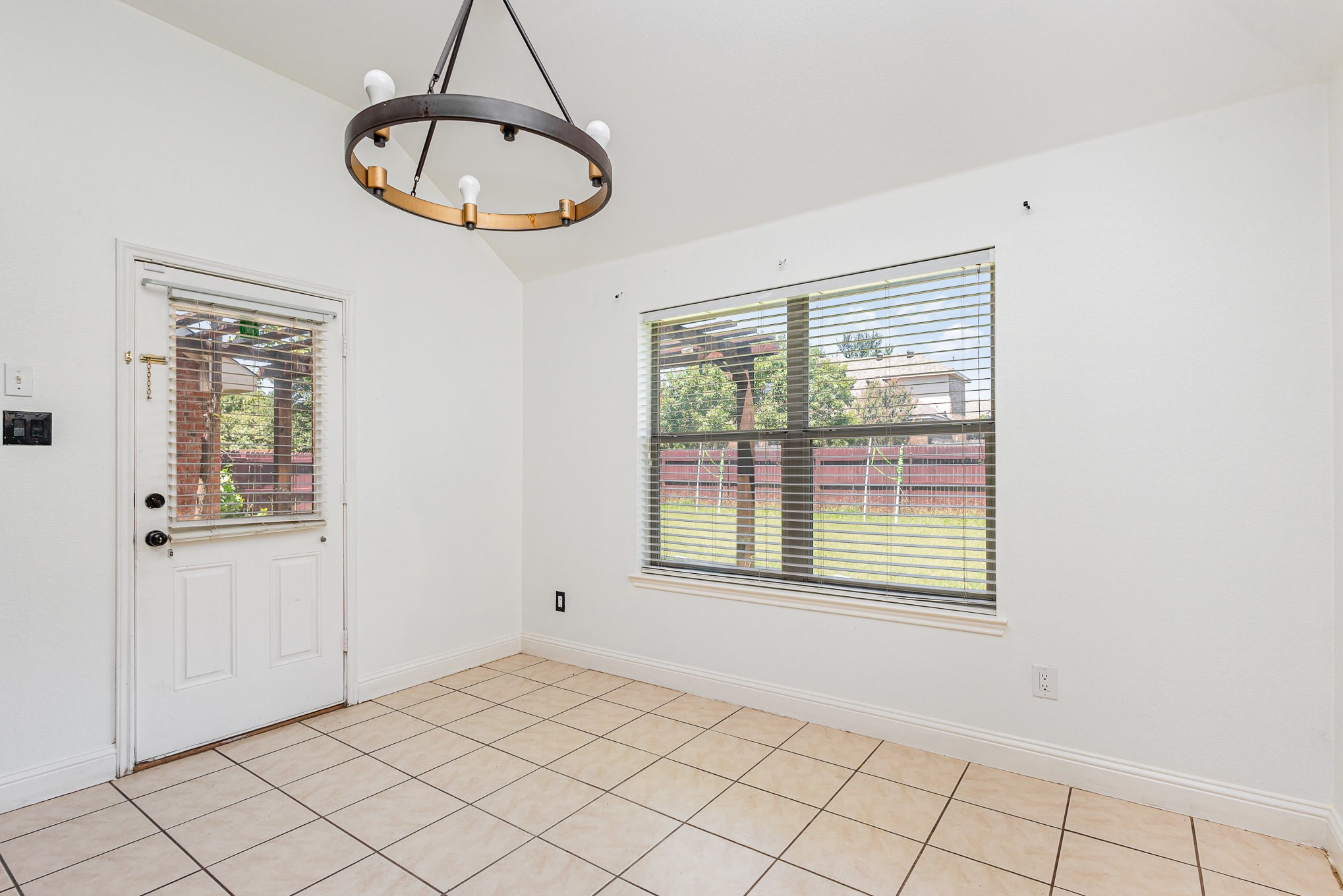601 Valencia Drive Arlington TX 76002