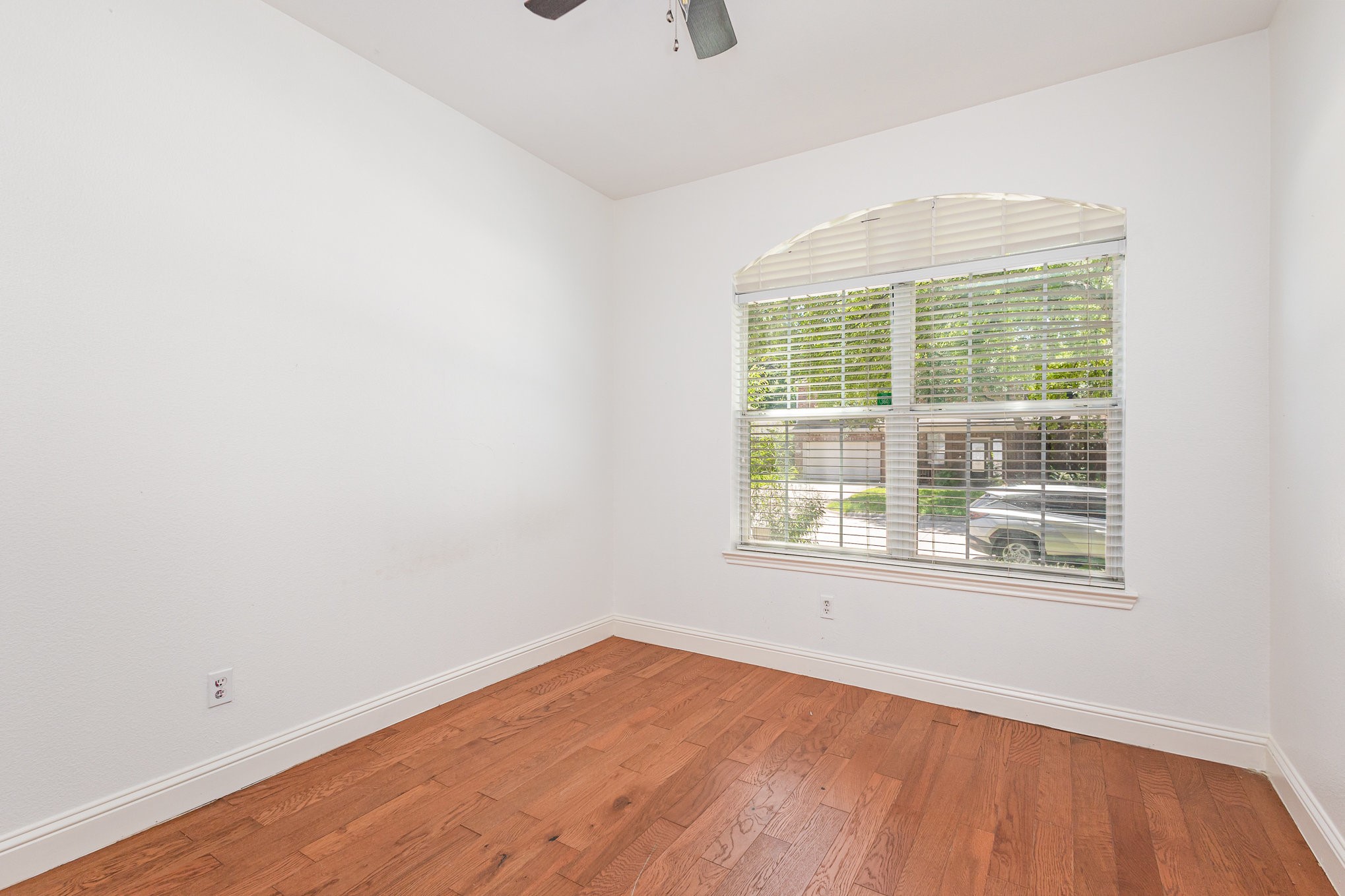 601 Valencia Drive Arlington TX 76002