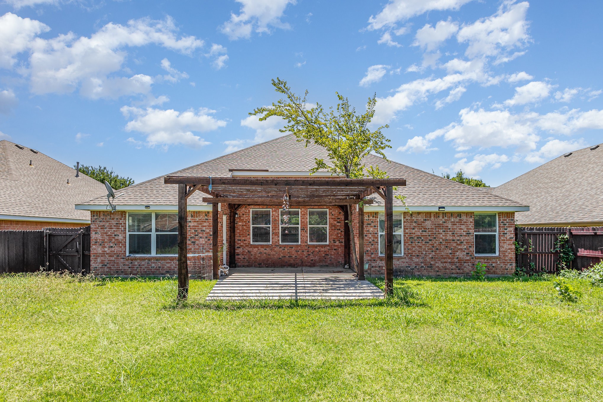 601 Valencia Drive Arlington TX 76002