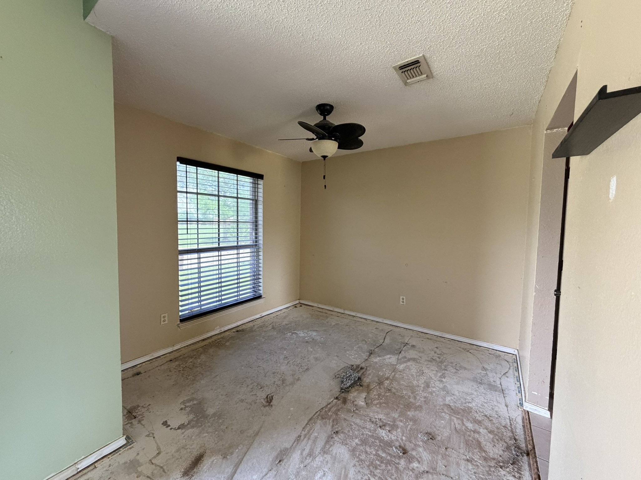 2616 Helen Lane Mesquite TX 75181