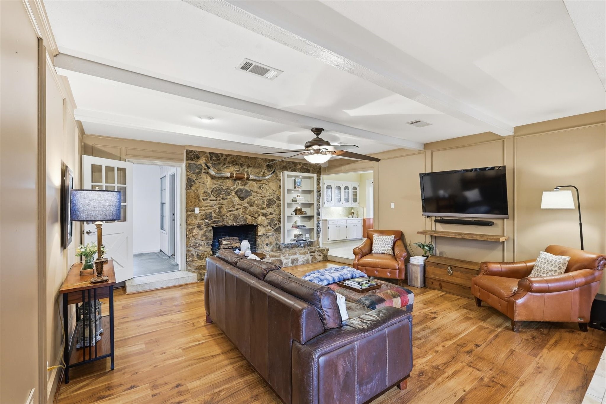1306 Drexel Drive Irving TX 75061