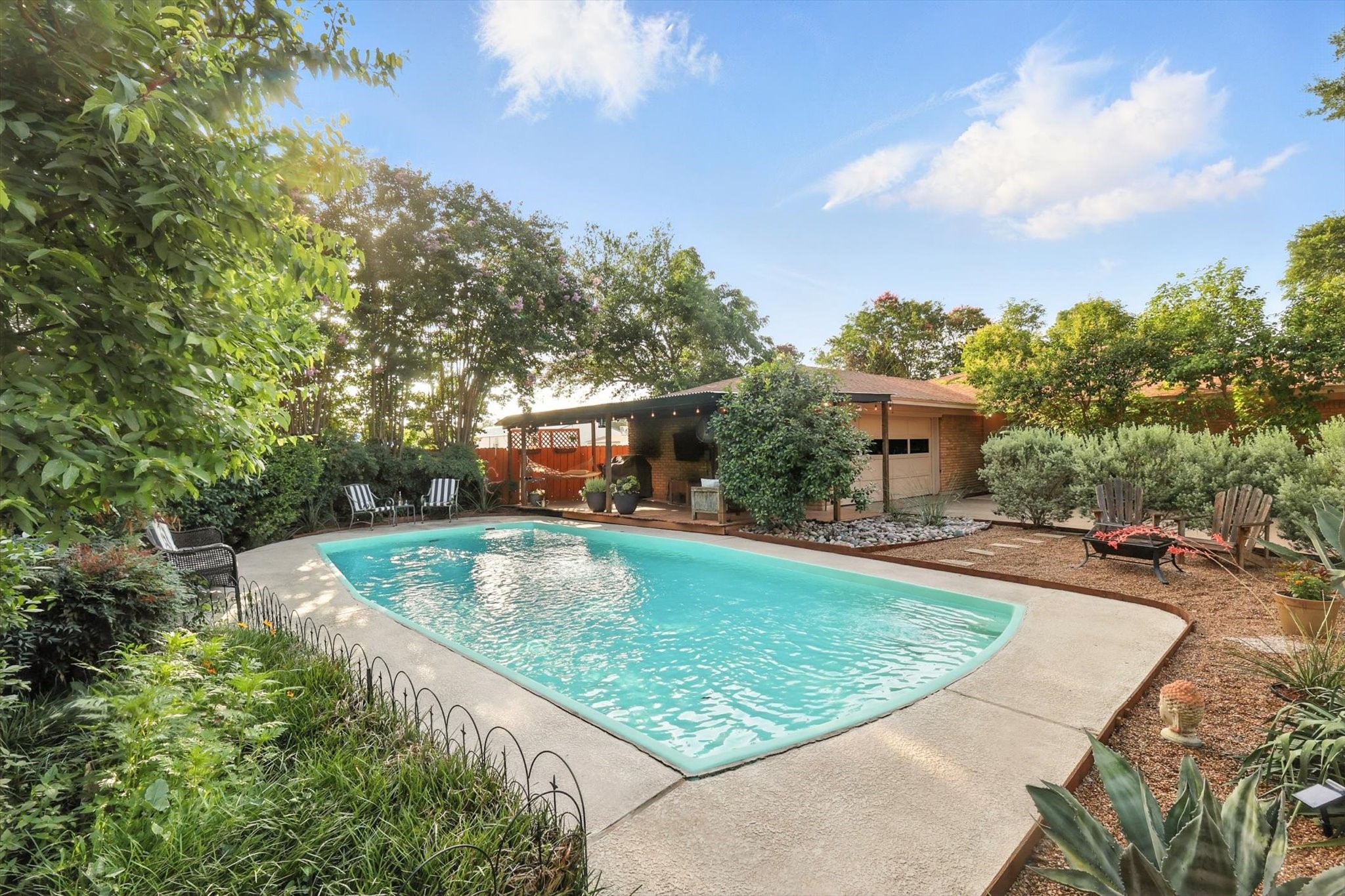 1306 Drexel Drive Irving TX 75061