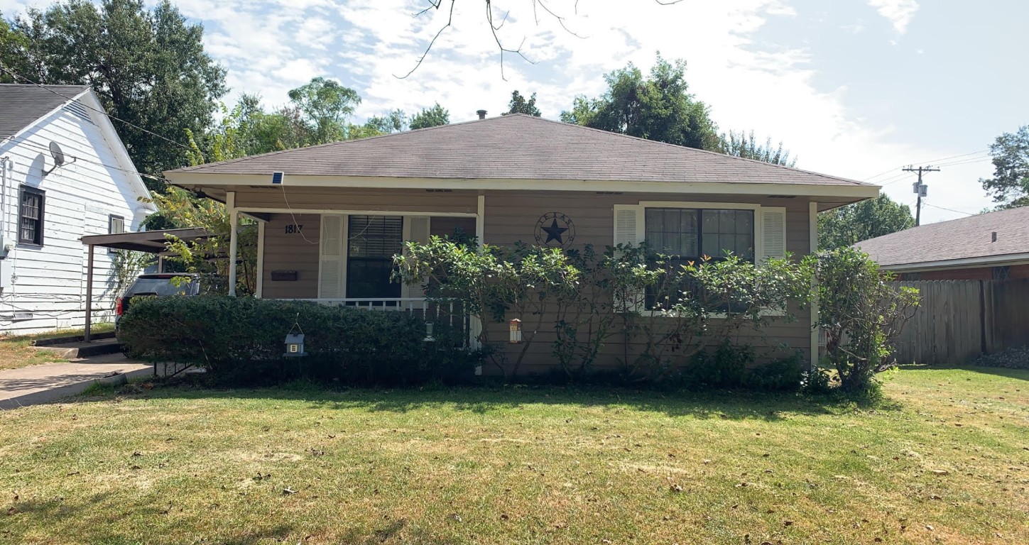 1817 Sycamore Avenue Corsicana TX 75110