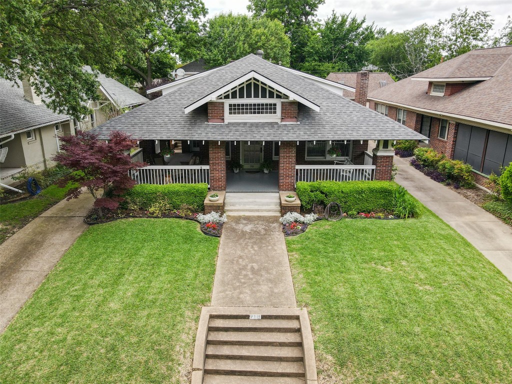 719 Lowell Street Dallas TX 75214