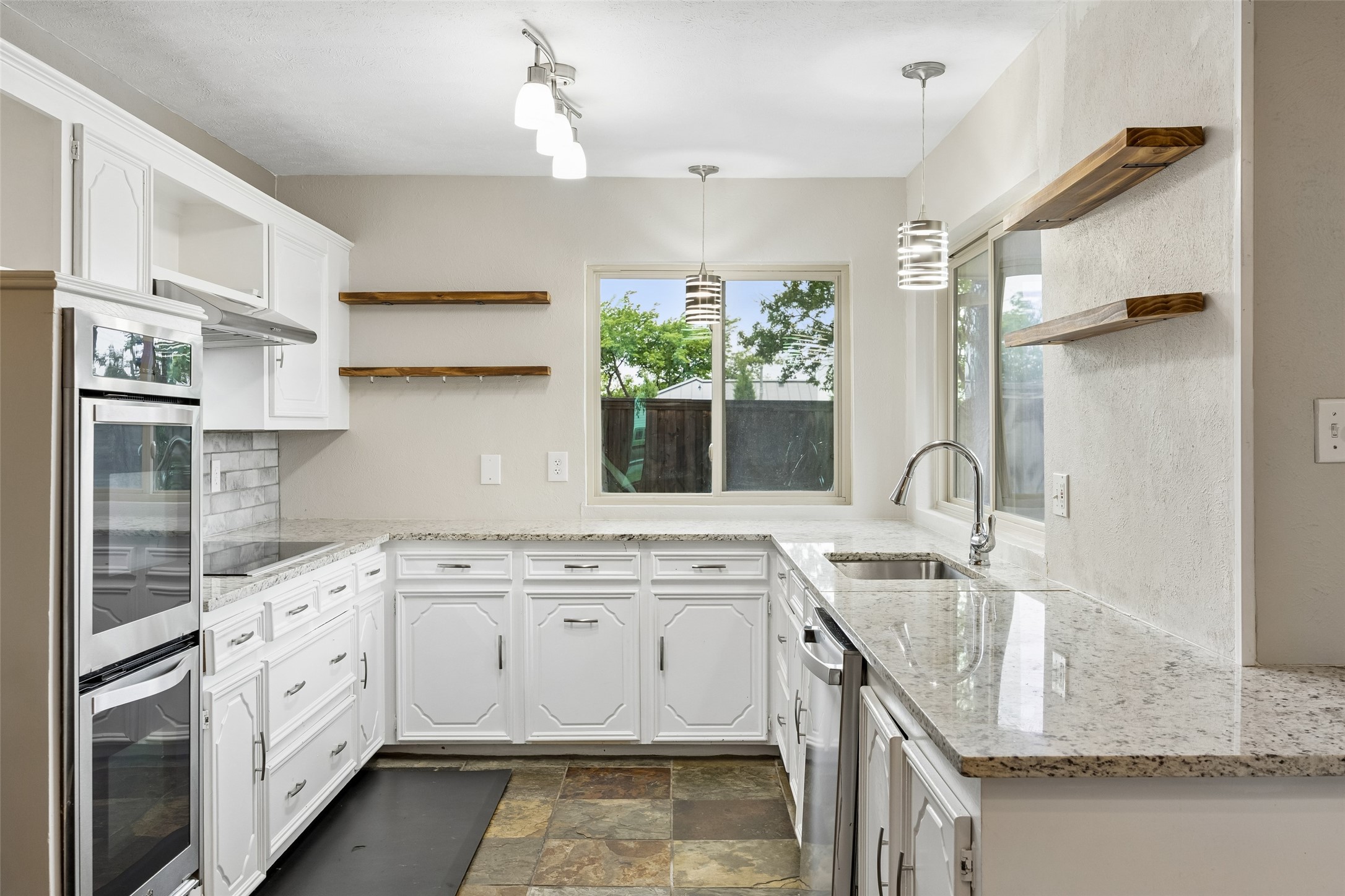 2507 Hawthorne Drive Carrollton TX 75006