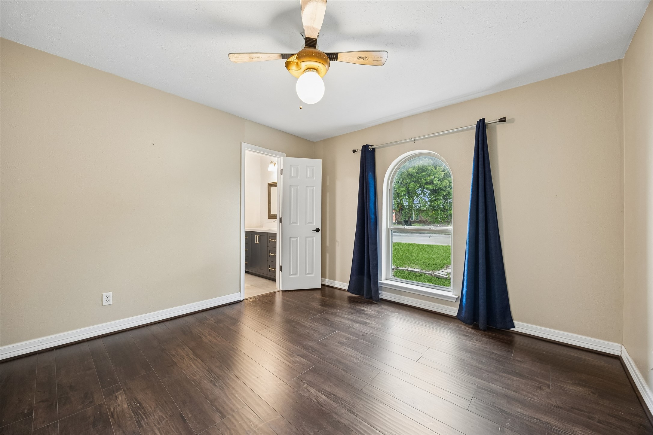 2507 Hawthorne Drive Carrollton TX 75006