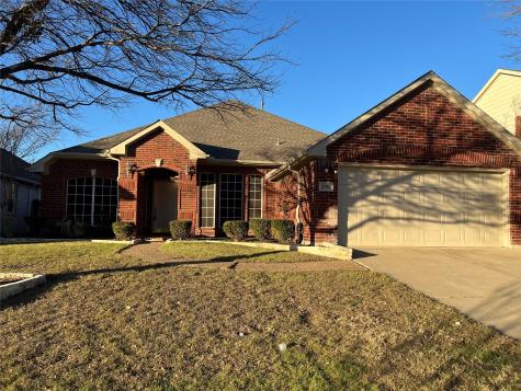 2720 Rolling Hills Lane Grand Prairie TX 75052