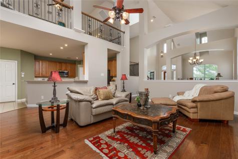 1506 Turning Leaf Lane Garland TX 75040