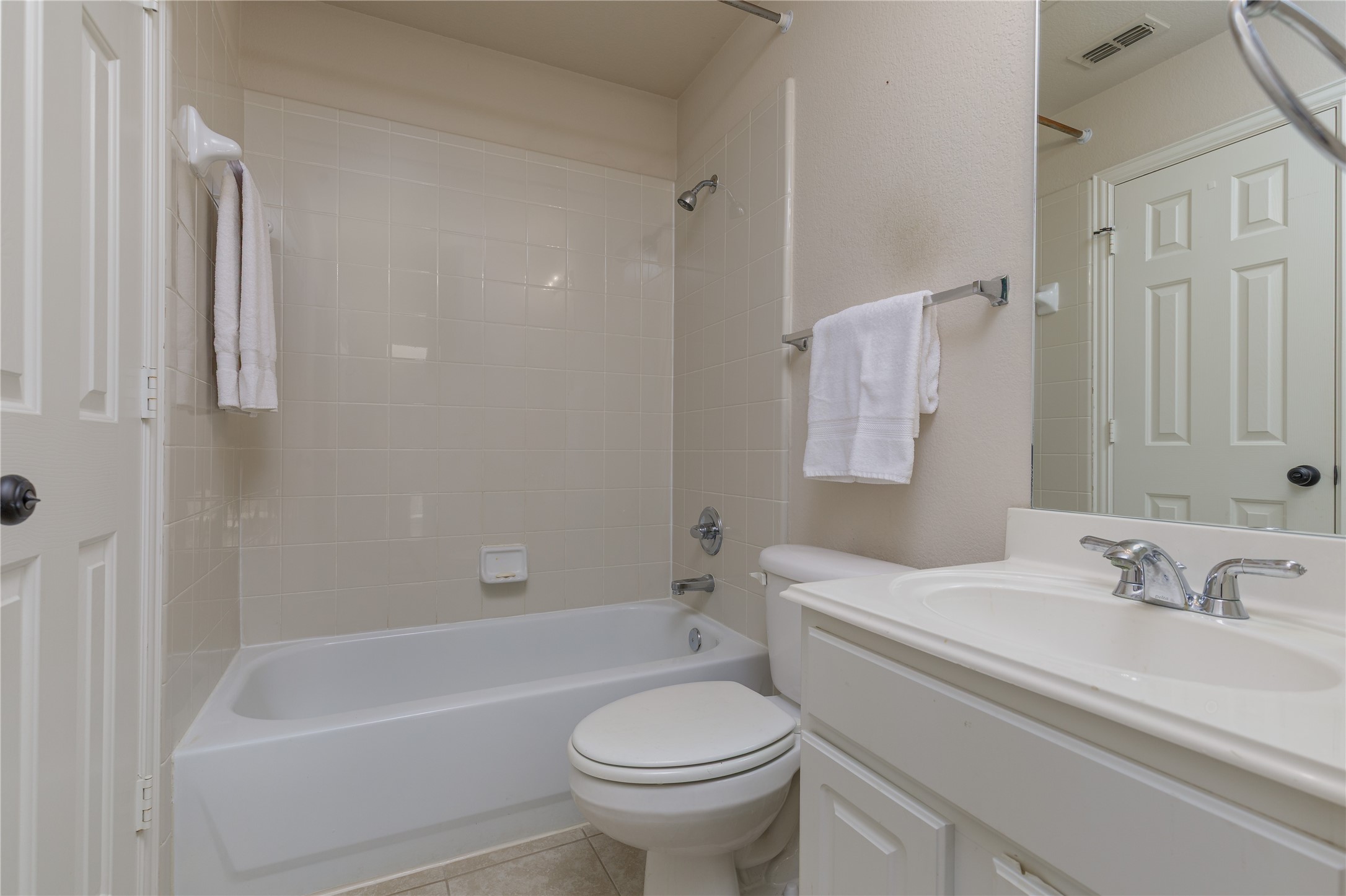 1506 Turning Leaf Lane Garland TX 75040