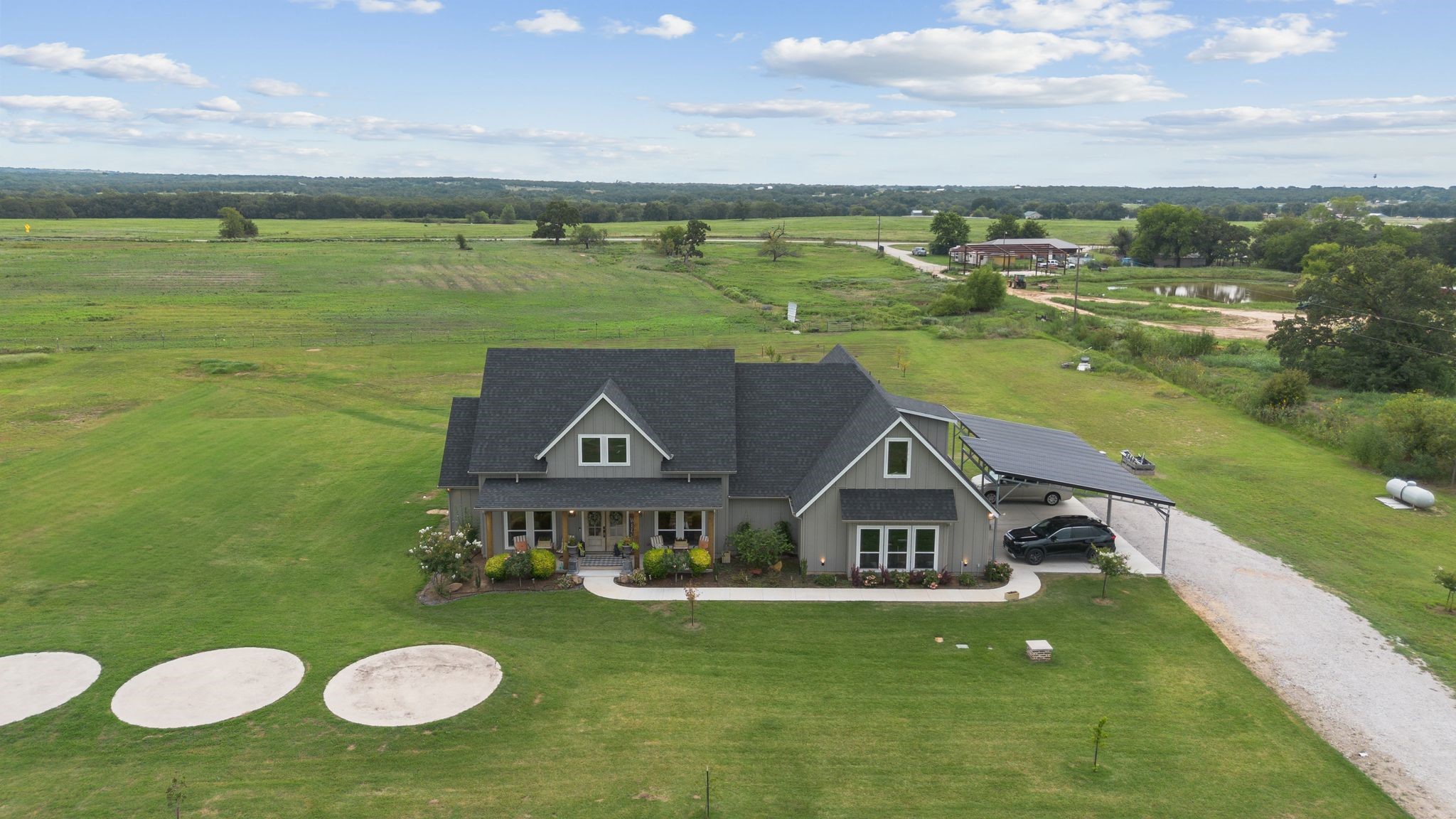 109 County Road 2696 Alvord TX 76225