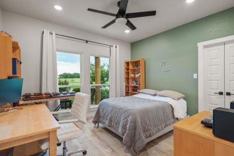 109 County Road 2696 Alvord TX 76225