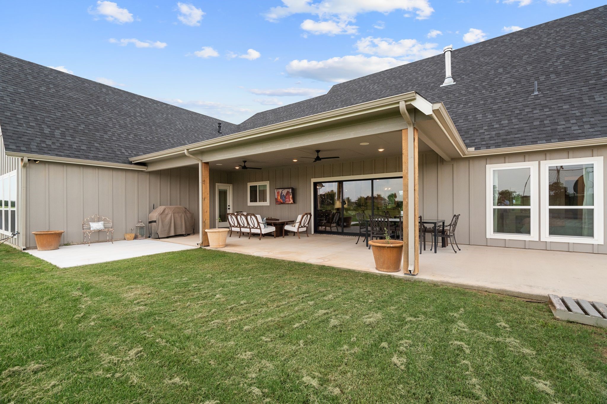 109 County Road 2696 Alvord TX 76225
