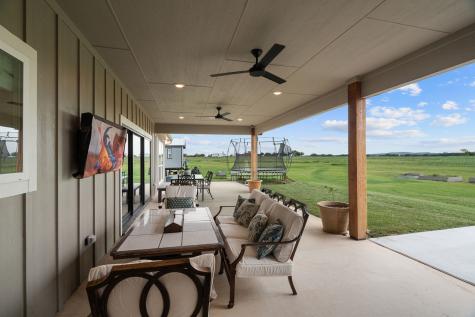 109 County Road 2696 Alvord TX 76225