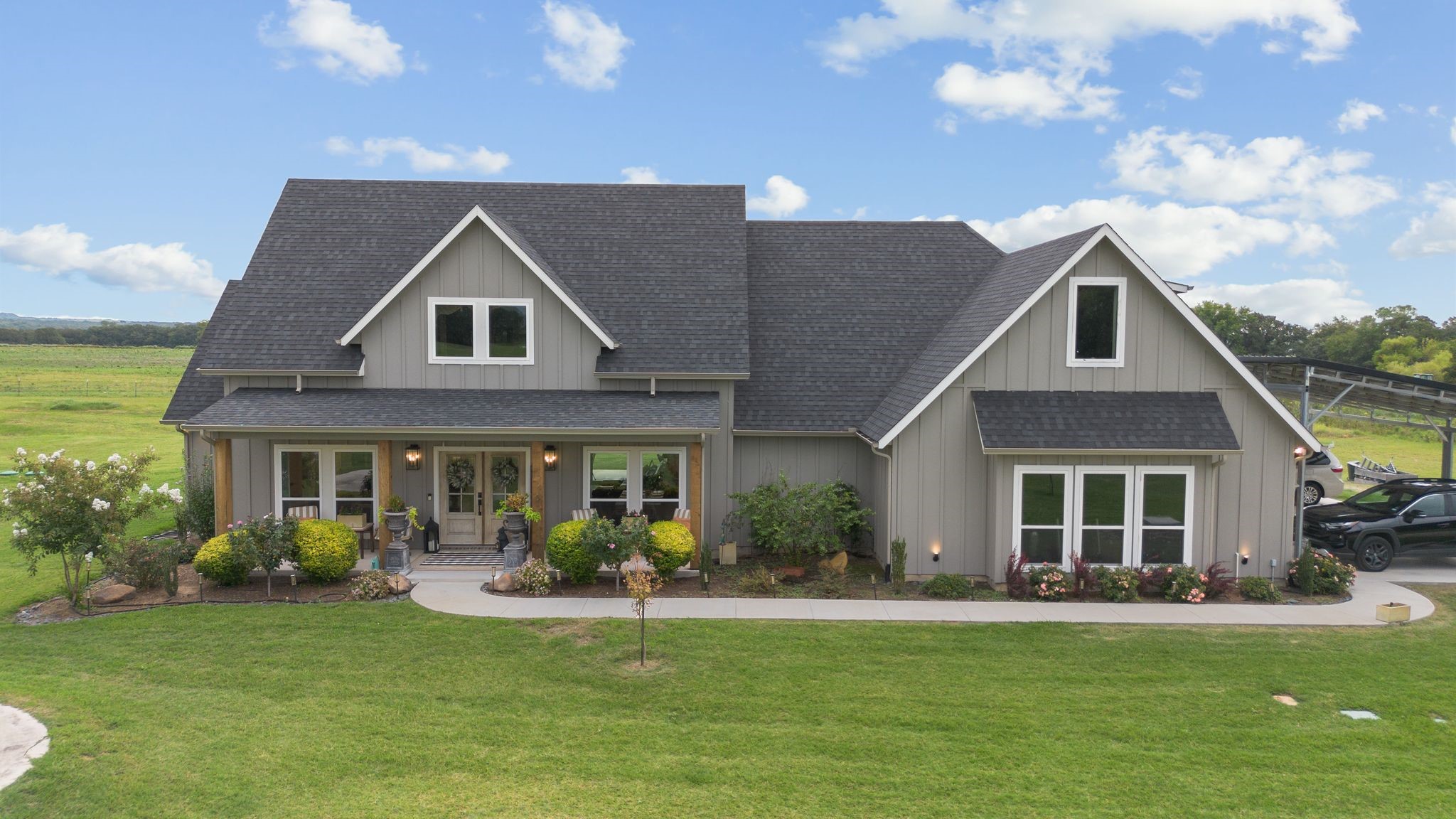 109 County Road 2696 Alvord TX 76225
