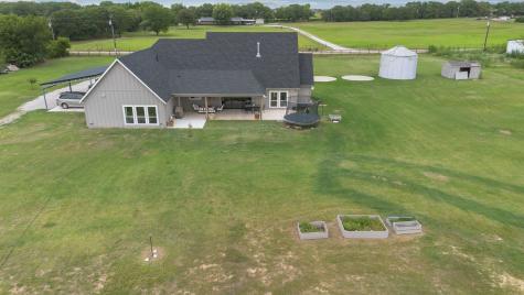 109 County Road 2696 Alvord TX 76225