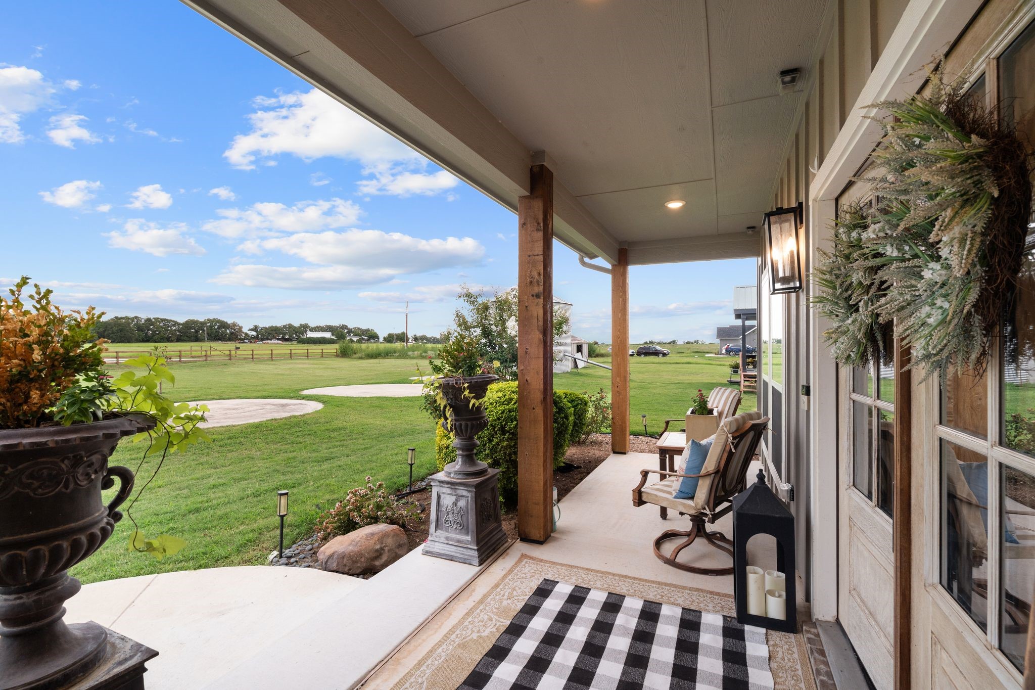109 County Road 2696 Alvord TX 76225