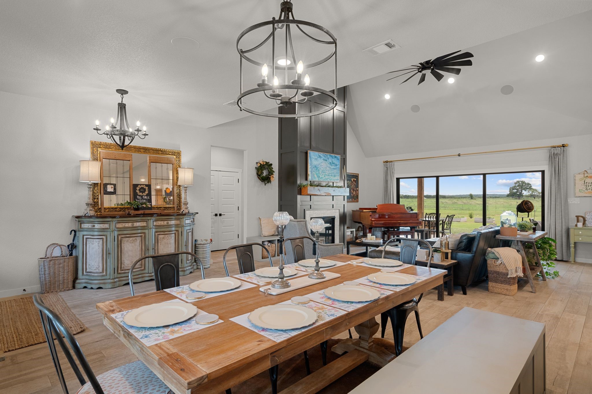 109 County Road 2696 Alvord TX 76225