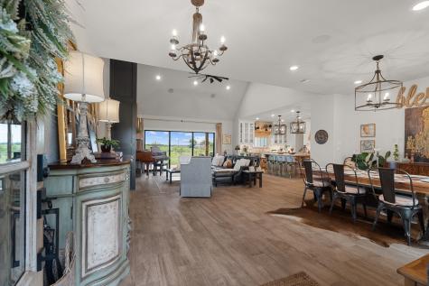 109 County Road 2696 Alvord TX 76225