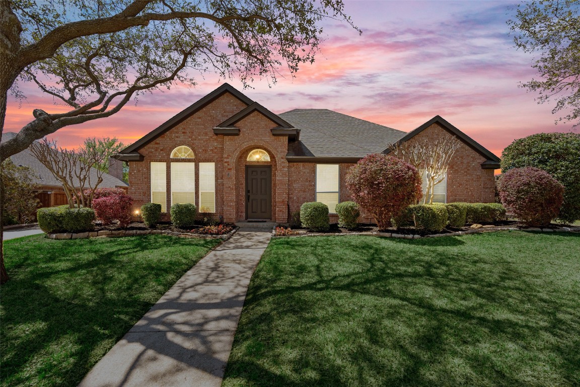 8100 Vine Wood Drive North Richland Hills TX 76182
