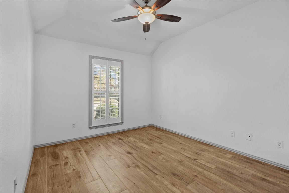 8100 Vine Wood Drive North Richland Hills TX 76182
