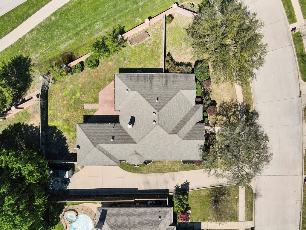 8100 Vine Wood Drive North Richland Hills TX 76182