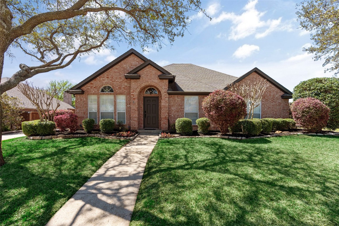 8100 Vine Wood Drive North Richland Hills TX 76182