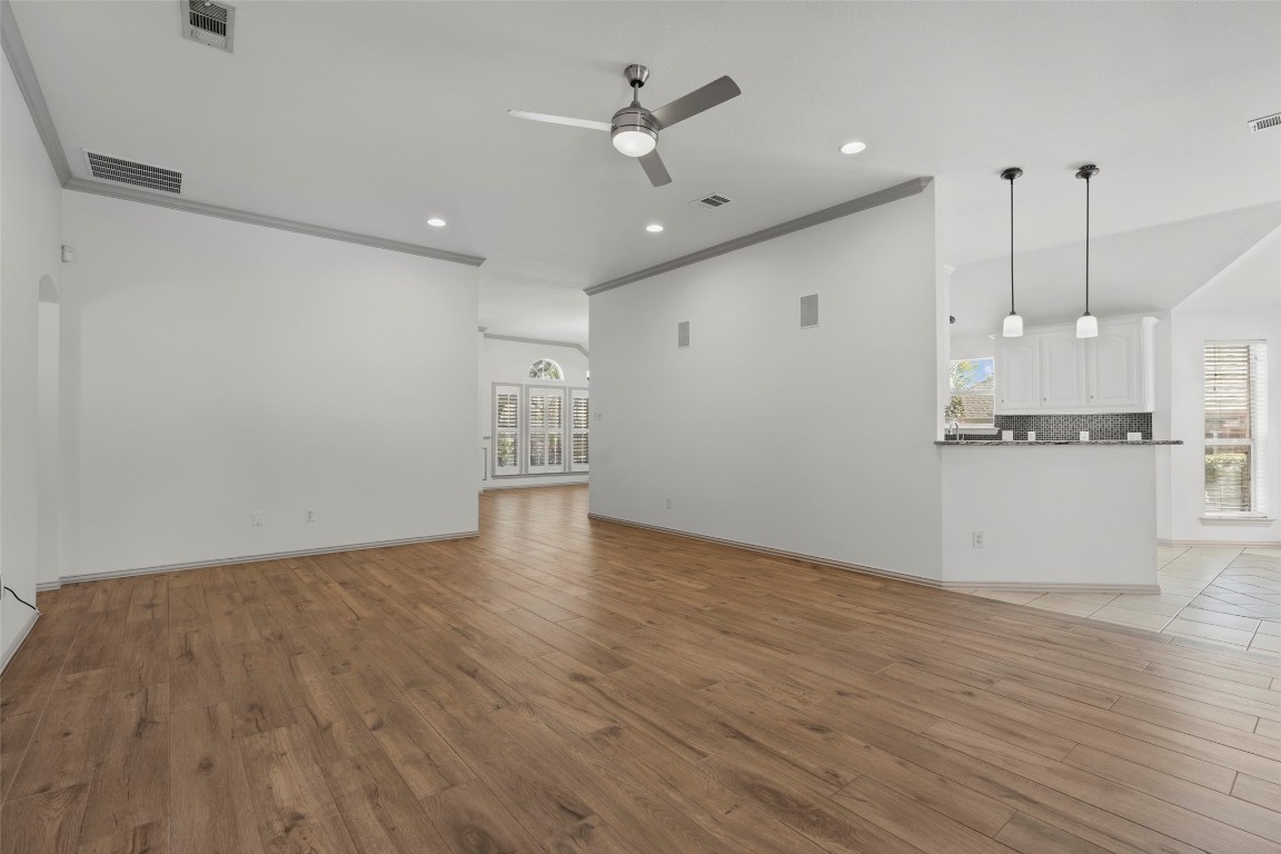 8100 Vine Wood Drive North Richland Hills TX 76182