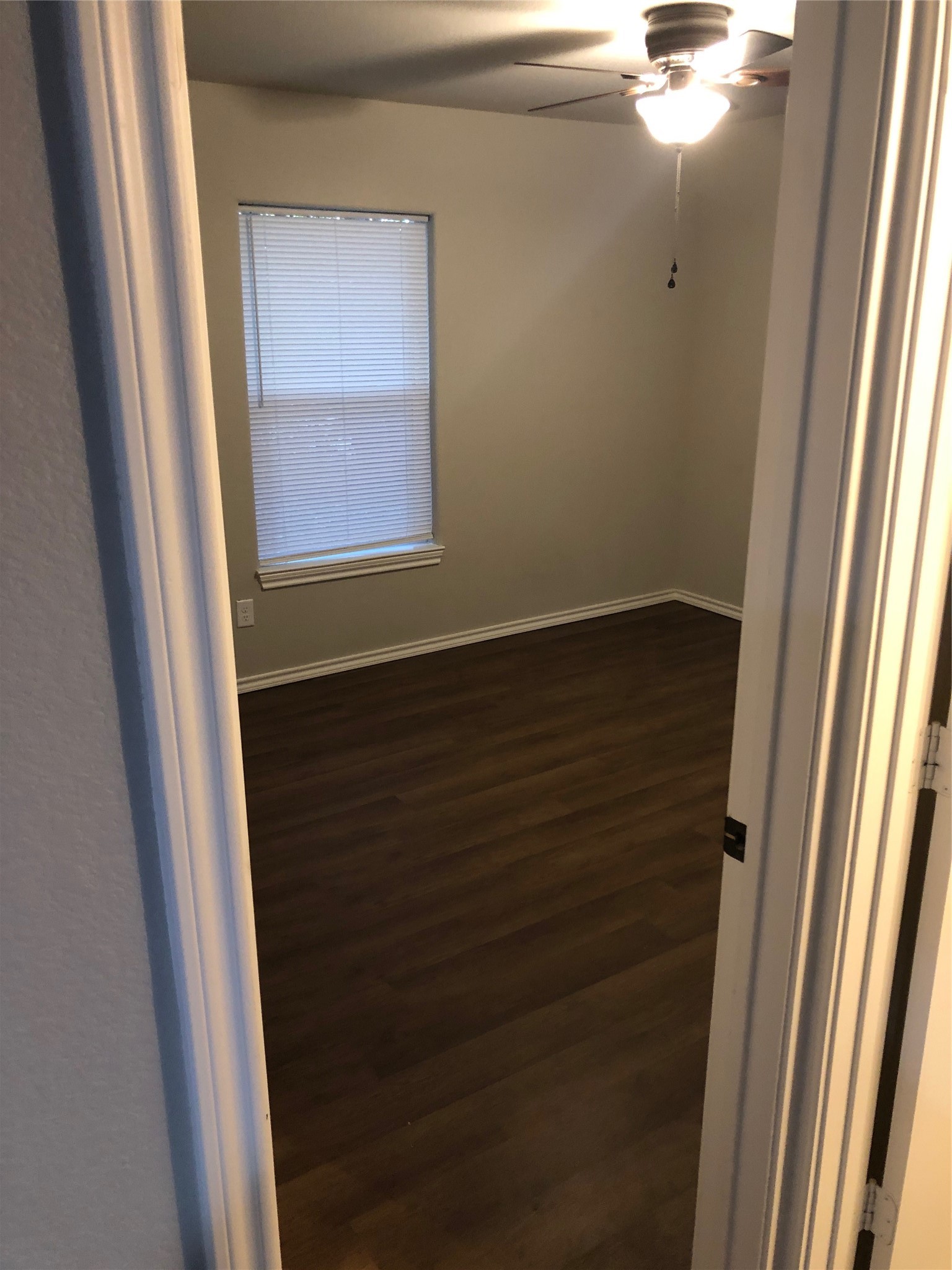 709 W Live Oak Street Alvord TX 76225