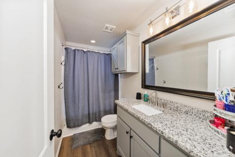 709 W Live Oak Street Alvord TX 76225